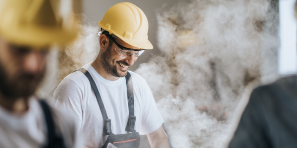 Blog_Healthcare_Construction_Worker